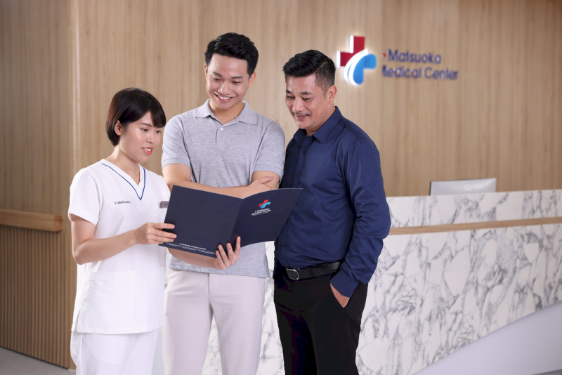 Khách hàng được tư vấn chi tiết về các phương pháp chẩn đoán hình ảnh