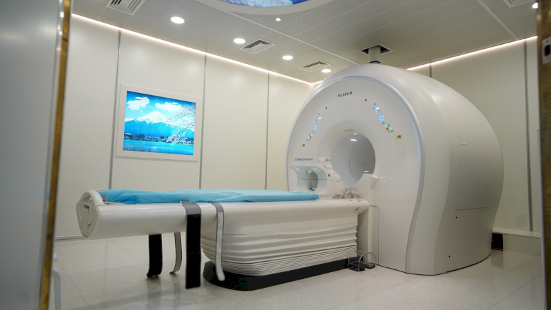 Chụp cộng hưởng từ (MRI) không gây hại cho khách hàng